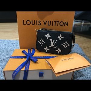 Louis Vuitton Mini Pochette Accessoires Empreinte Bicolor Black